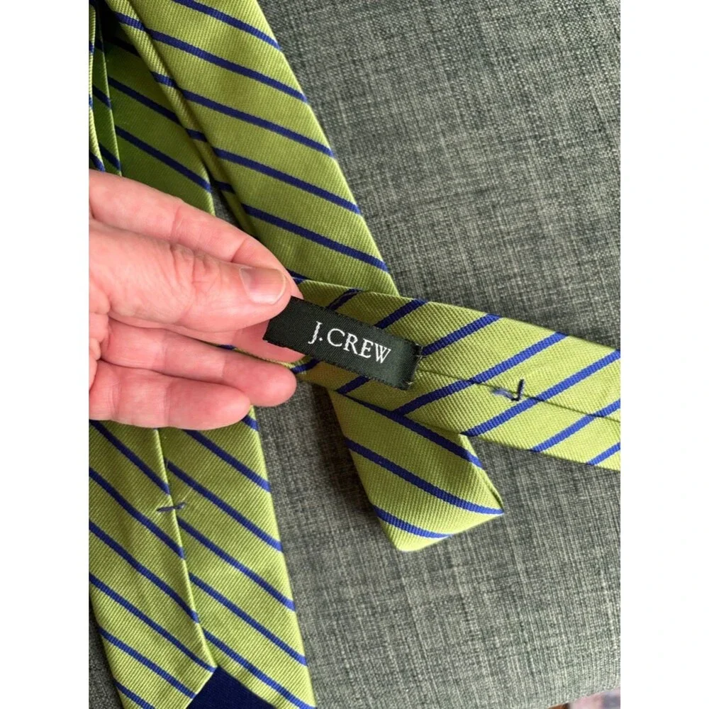 J. Crew Mens 100% silk Striped Green Blue preppy Necktie tie wedding formal GUC